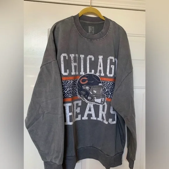 Chicago Bears Women's NFL Gameday Couture Gray Crew Neck Sweater in Size Large - Picture 4 of 8